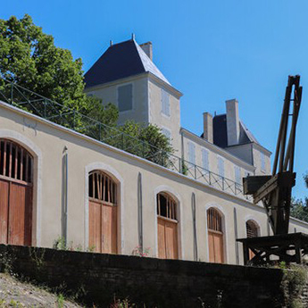 Enduit à la chaux et aérogommage de pierre de taille